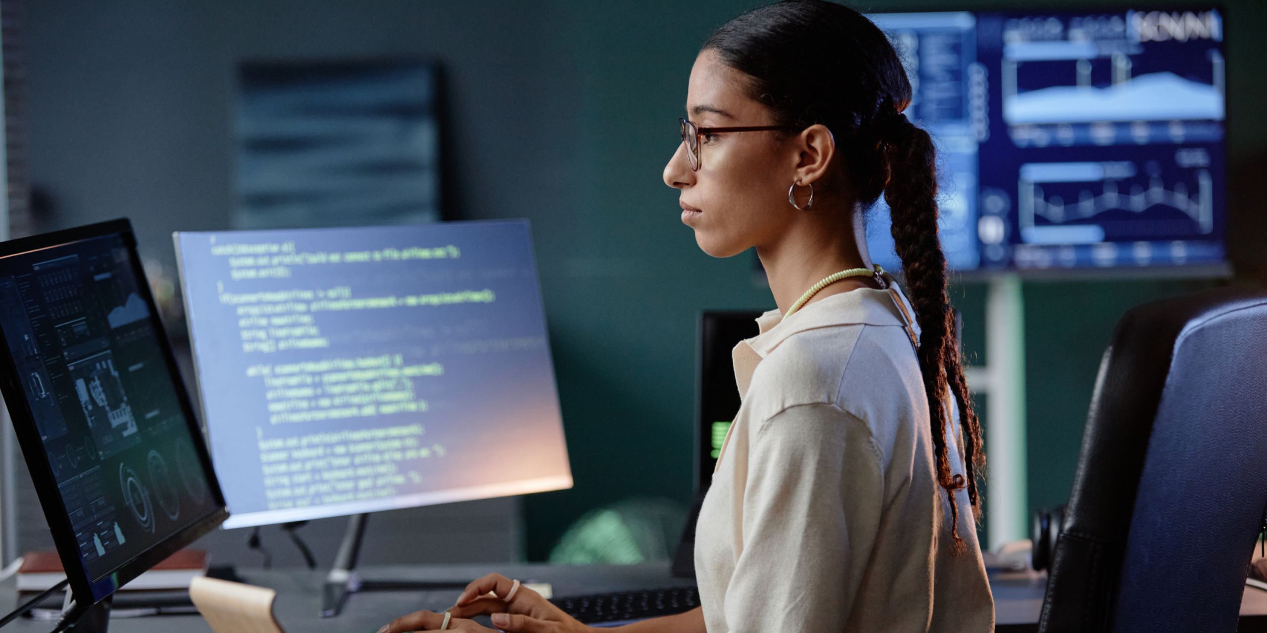 An-example-of-an-software-developer-considering-professional-development-with-Cloud-Assess-and-Pluralsight