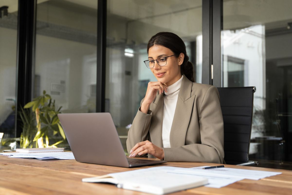 employee engaged in an online learning session