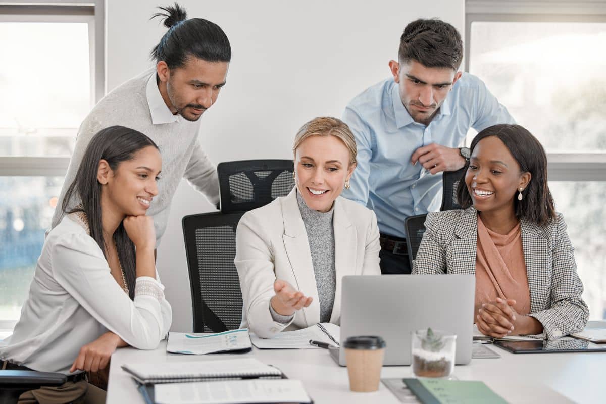 Employees create microlearning experiences together