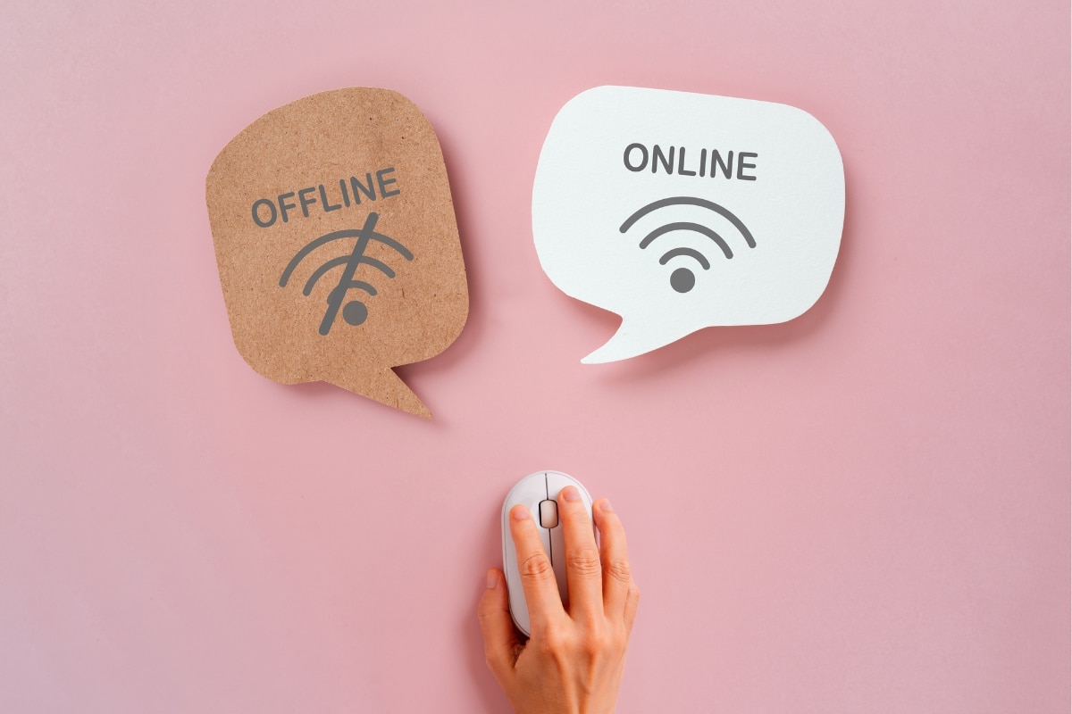 Offline-vs-Online-Learning