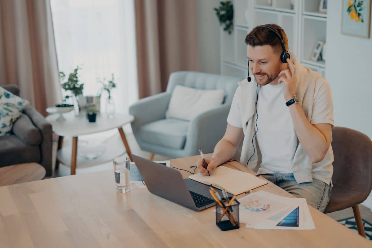 An example of a remote employee prioritising work-life balance
