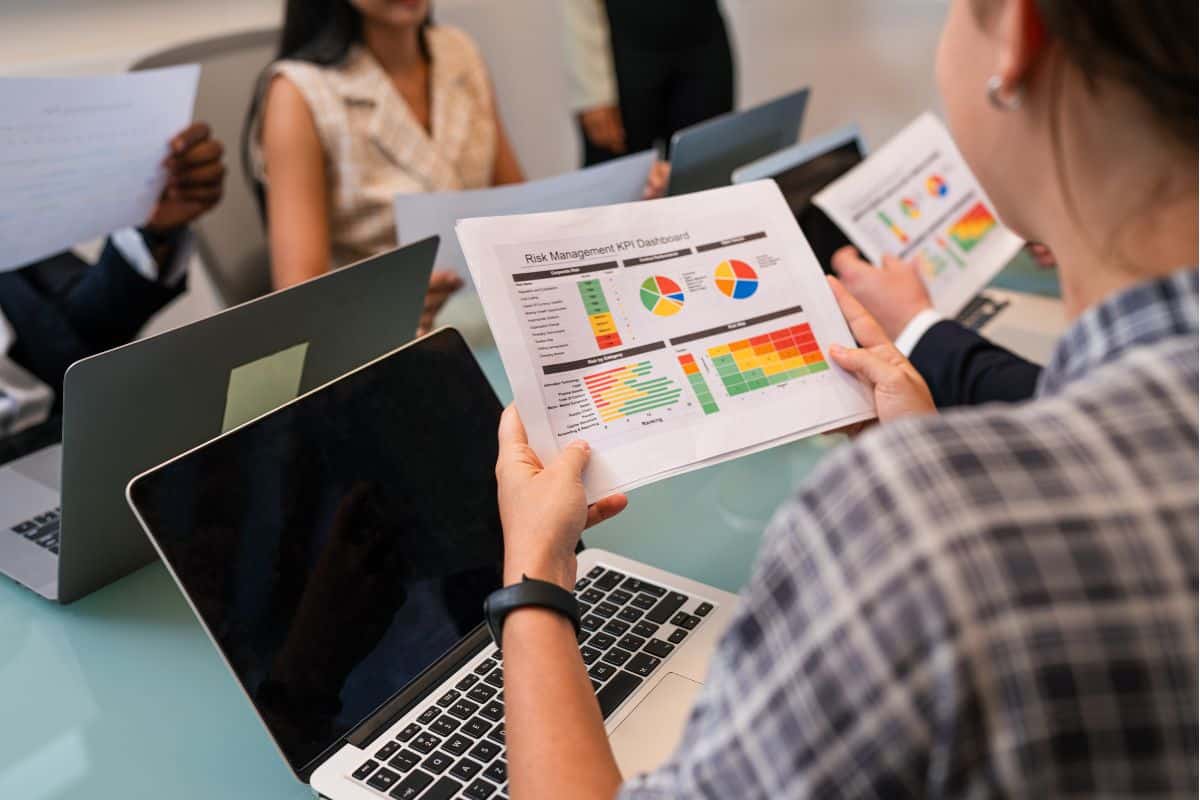 cloud assess user analysing assessment data with Cloud Assess Stats feature