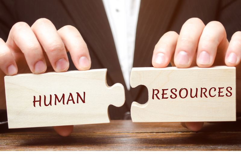 human resources represented by puzzle pieces