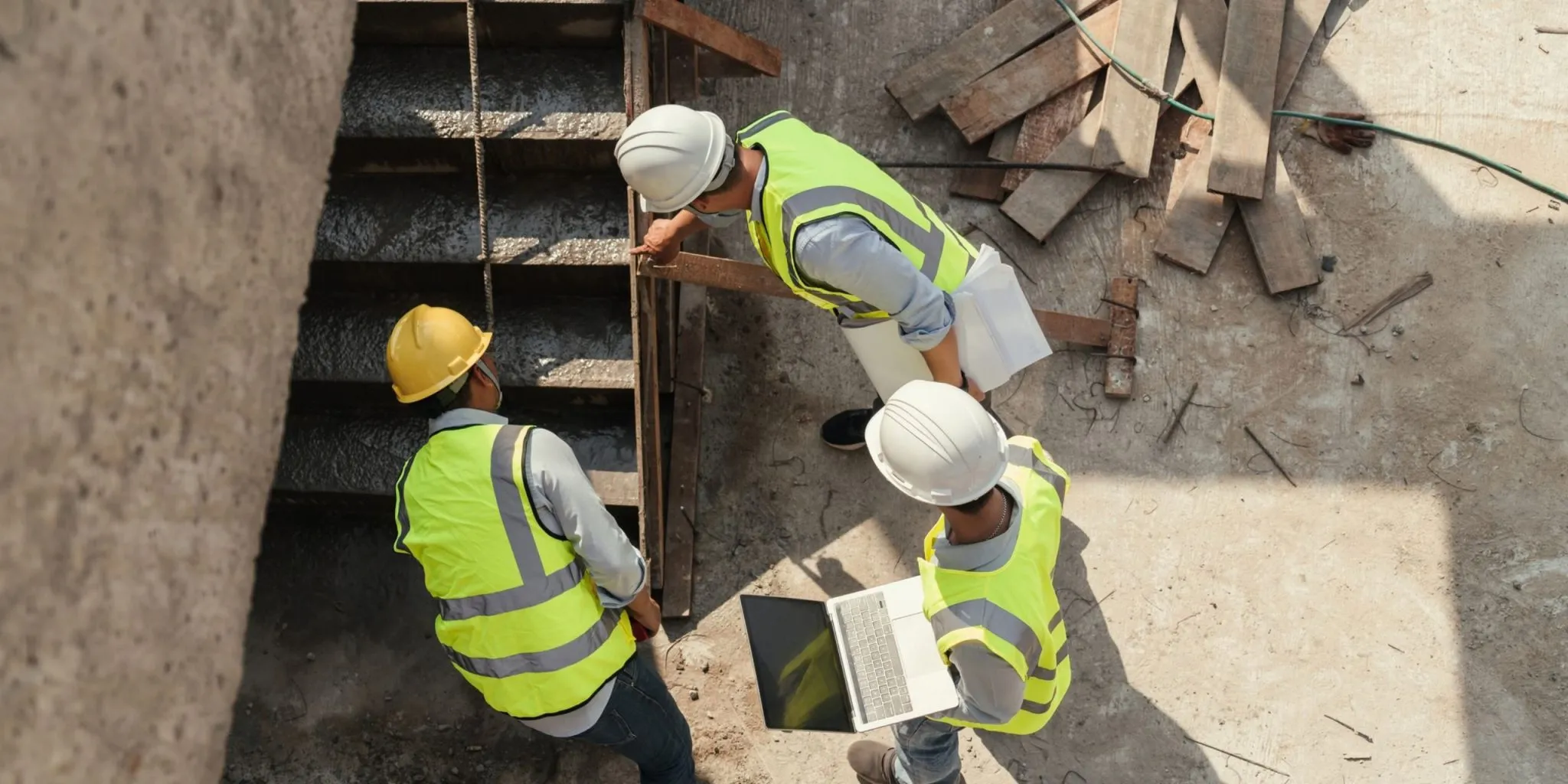 construction workers on site showcasing skills shortage
